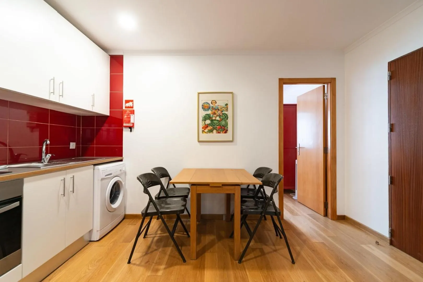 Apt With Private Terrace 250M To Largo Intendente Lisboa Portugália