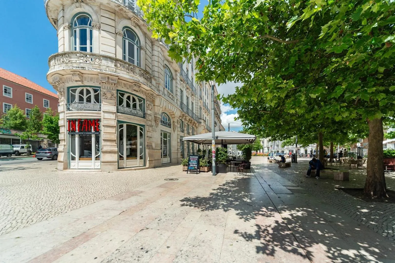 Appartement Apt With Private Terrace 250M To Largo Intendente Lisboa Portugal